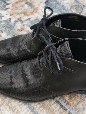Black Woven Lace-Up Leather Shoes
